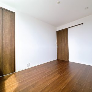 3階居室には収納スペース付きですので、お部屋を綺麗に保てます(内装)