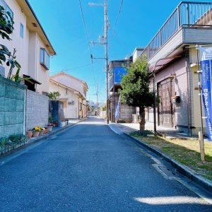 南側接道道路(外観)