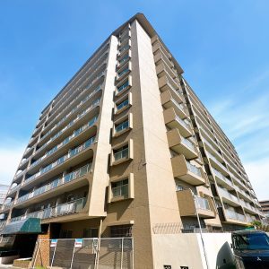 11階建て10階部分住戸の景観の良い物件です(^^♪(外観)