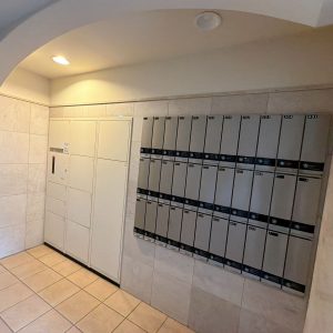 宅配ボックス付き