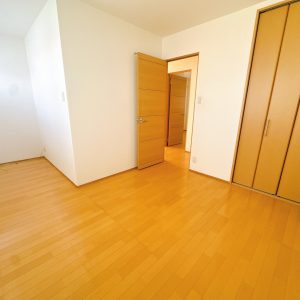 各居室に収納スペースがあるのは嬉しいですね(^^♪(内装)