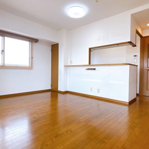(居間)