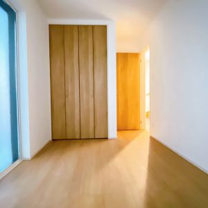 １階のお部屋は、来客用や在宅ワークスペースとして利用するのも便利です（＾＾）