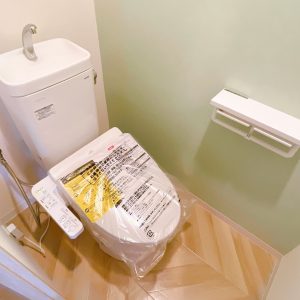 ２０２５年１２月にリフォーム済◎綺麗な温水洗浄便座です。