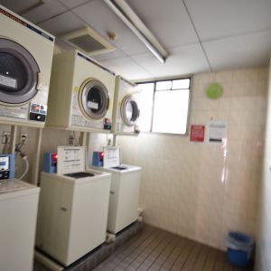 コインランドリー(外観)