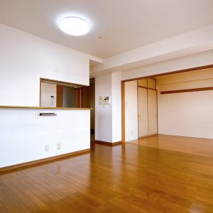 (居間)