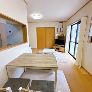 (居間)