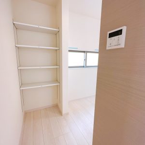 2023年7月　現地撮影(内装)