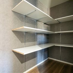 建物プラン例（内観写真）大型のシューズインクローゼットでちょっとした小物までも収納(玄関)