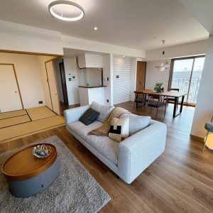 一級建築士が手掛けた、デザイン性あふれるLDKです♪